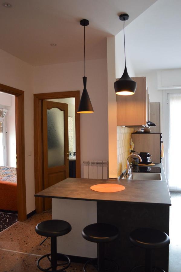 Apartamento Il Nido Sul Mare Savona Exterior foto